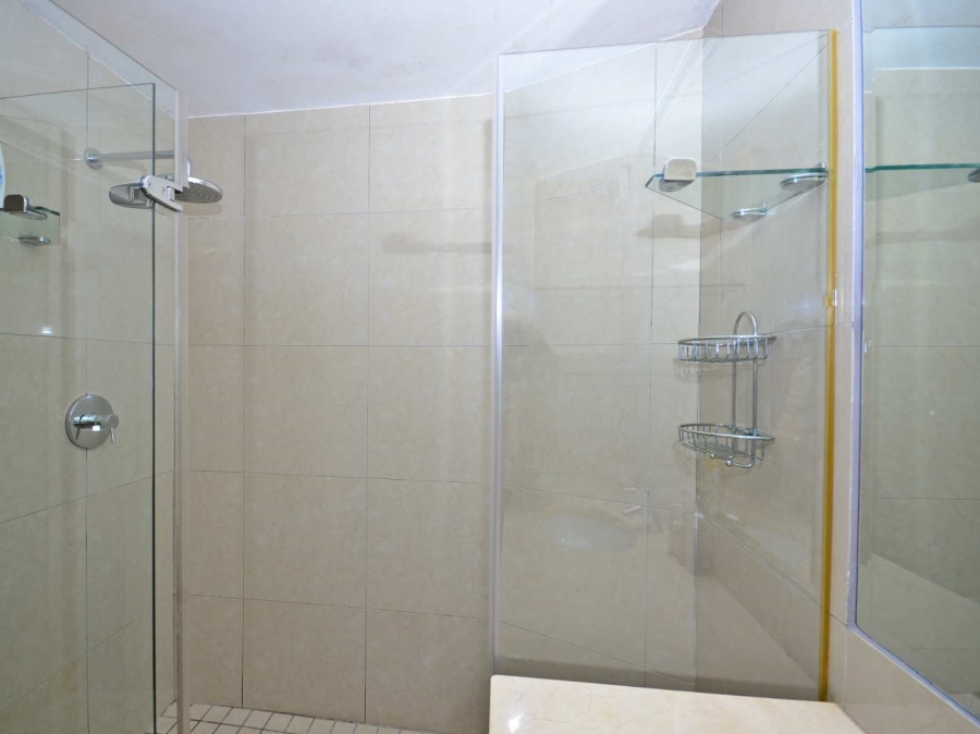 To Let 2 Bedroom Property for Rent in Sea Point Western Cape